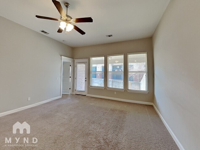 Photo - 1120 Merlin Dr