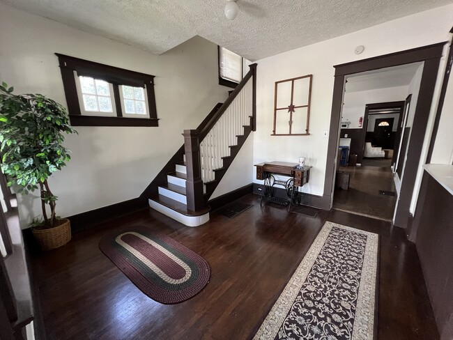 3571 Winchester Ave Unidad 2