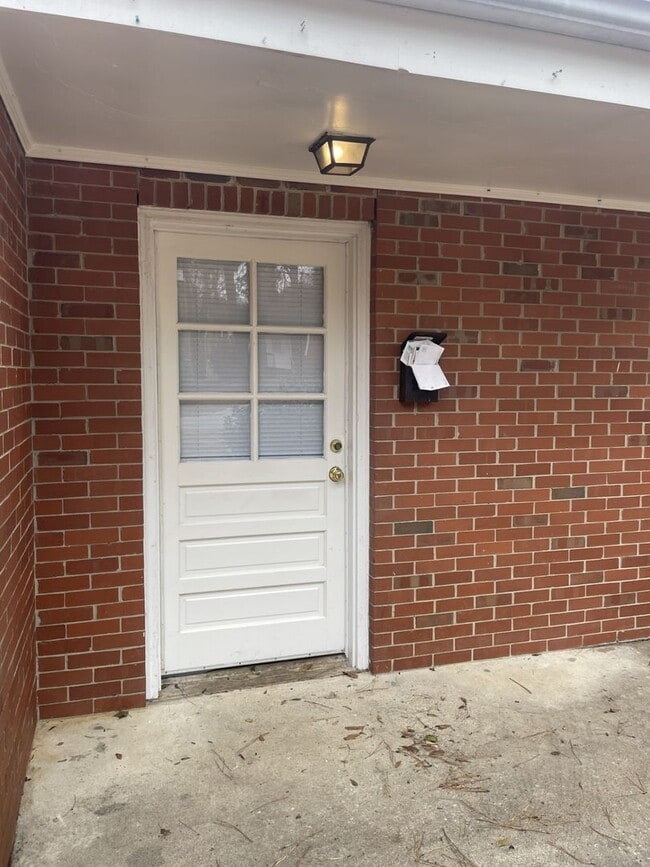 Photo - 2 Bedroom 1 Bathroom Duplex Downtown Raleigh!