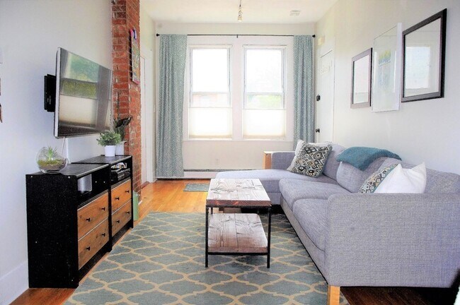 Building Photo - 246 Cypress St Unit 1 Rental
