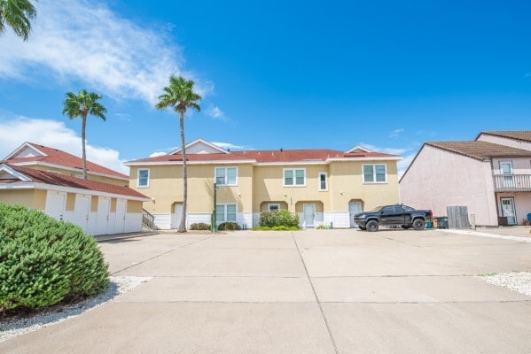 Building Photo - 15325 Bonasse Ct Unit B Rental
