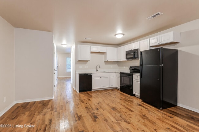 Photo - 2508 Rowan St