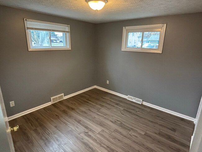 Photo - 324 Pershing Ave NW Unit 324 Pershing