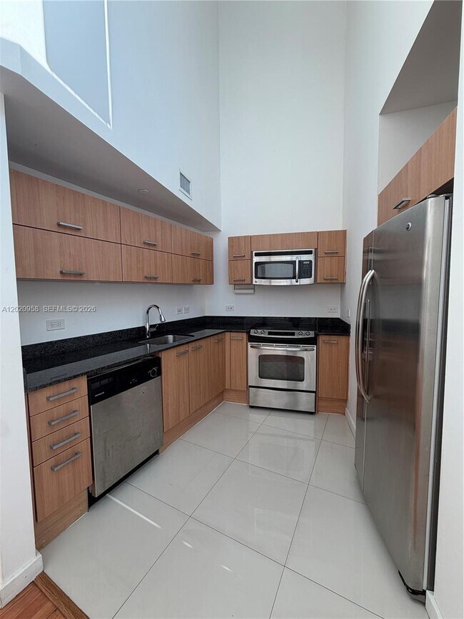 Photo - 350 S Miami Ave Unidad 712