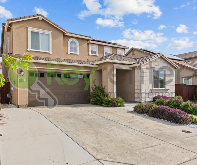 4288 Crescent Wy