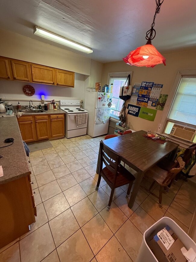 Photo - 316 Semple St Unit 316D