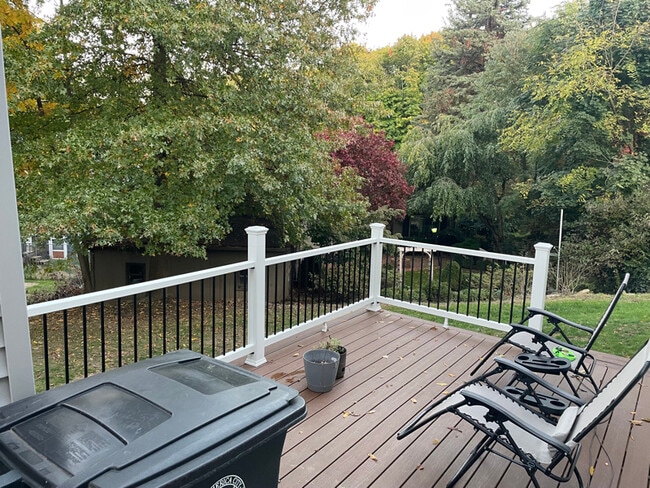 Photo - 1665 Tonawanda Ave