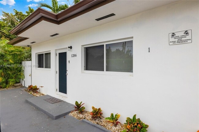 Building Photo - 1286 NE 109th St Unit 1