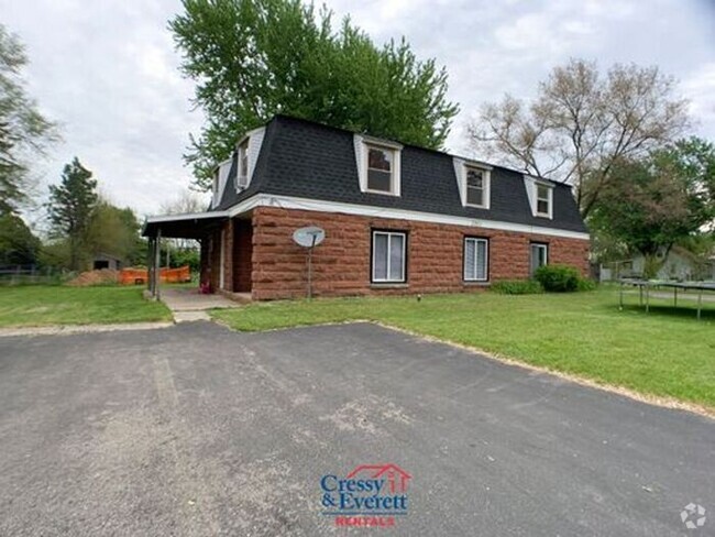 Building Photo - 2 bedroom upper unit in Niles Rental