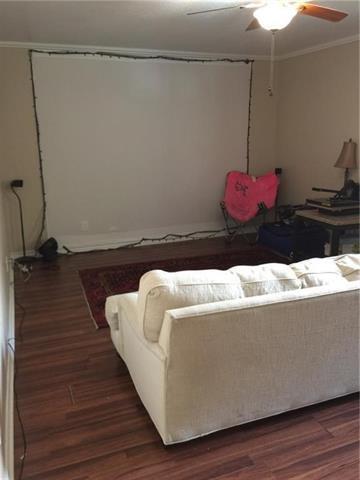 Photo - 2527 Cunningham St