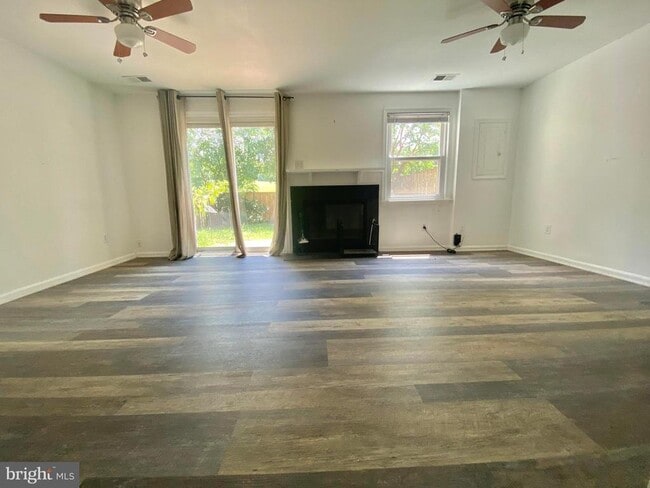 Photo - 7351 Crestleigh Cir