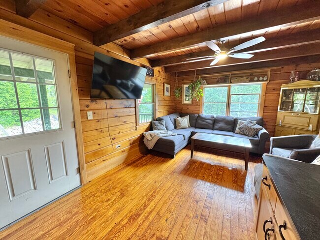 Photo - 1318 Bald Mountain Rd