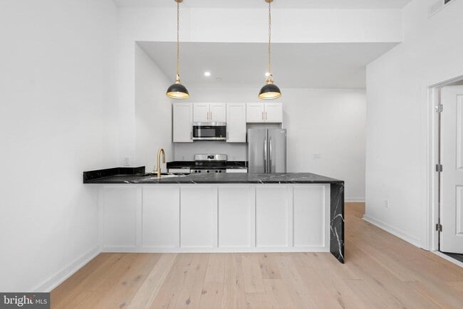 Photo - 36 N Narberth Ave Unidad 2C