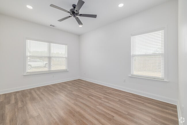 3BR, 2BA - Primary Bedroom