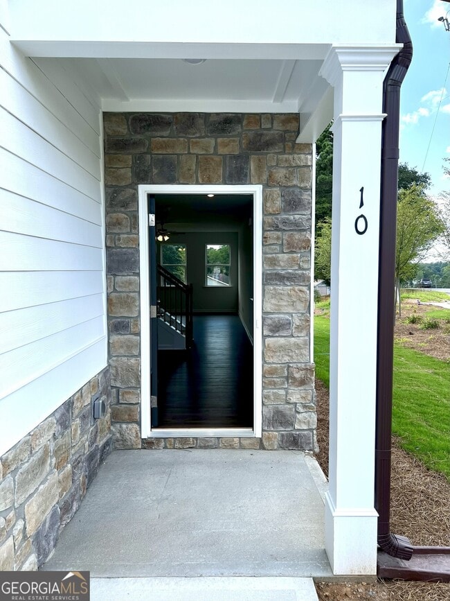 Photo - 10 Berry Dr