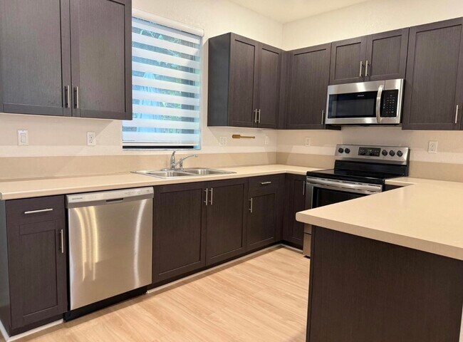 Photo - 378 NE 47th Pl