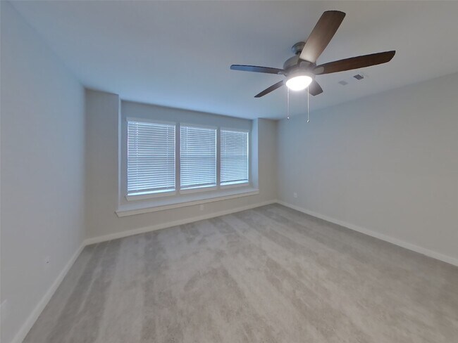 Photo - 22704 Terrazzo Dr