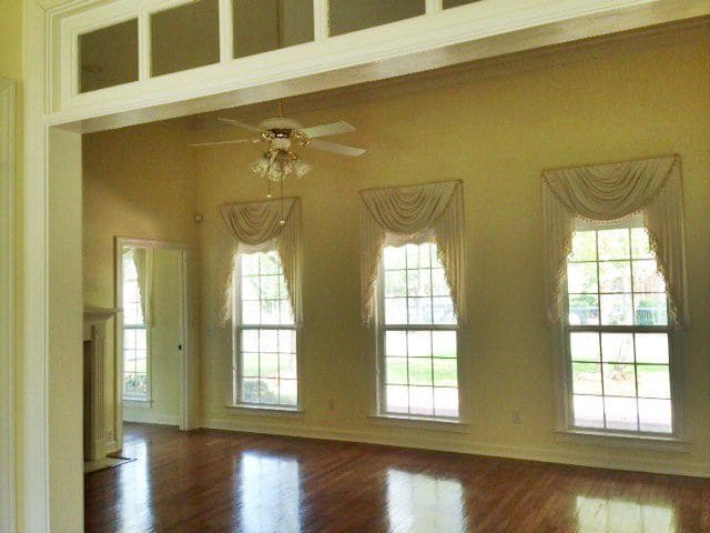 Photo - 103 Glencoe Way