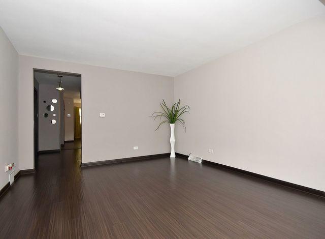 Photo - 2635 Maple St