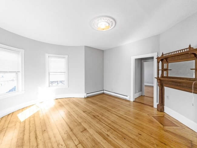 Photo - 306 Centre St Unit 3