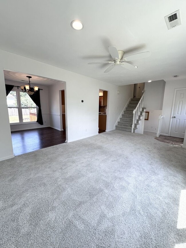 Photo - Charming Updated Home in Prime Chesapeake Location – Spacious Layout & Modern Touches!