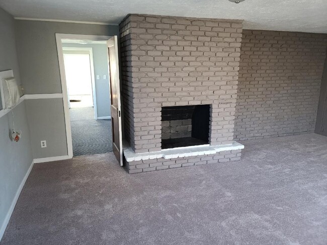 Photo - 813 Roosevelt St