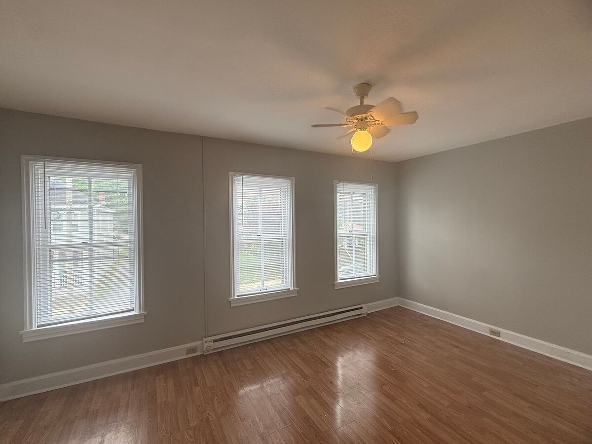 Photo - 621 N Pitt St Unit 621 N Pitt Apt 2