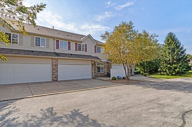 Photo - 5817 Shipwatch Ln