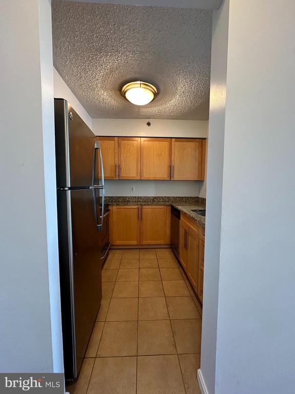 Building Photo - 10101 Grosvenor Pl Unit 507