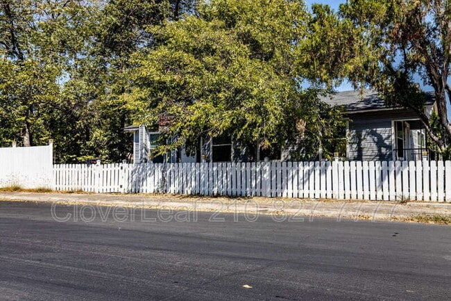 Photo - 116 Naylor St