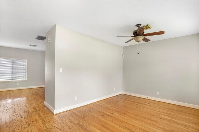 Photo - 18631 Atasca Oaks Dr