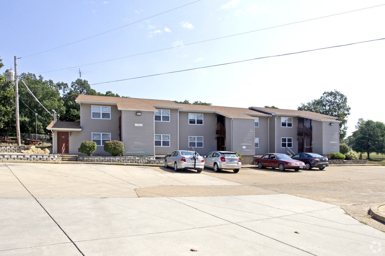 Photo - St. Clair Plaza Apartments