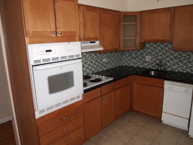 Photo - 1BR/1BA Updated Cap Hill Home near Cheesman! Unit 201