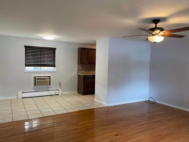 Photo - 97 Bishop Dr