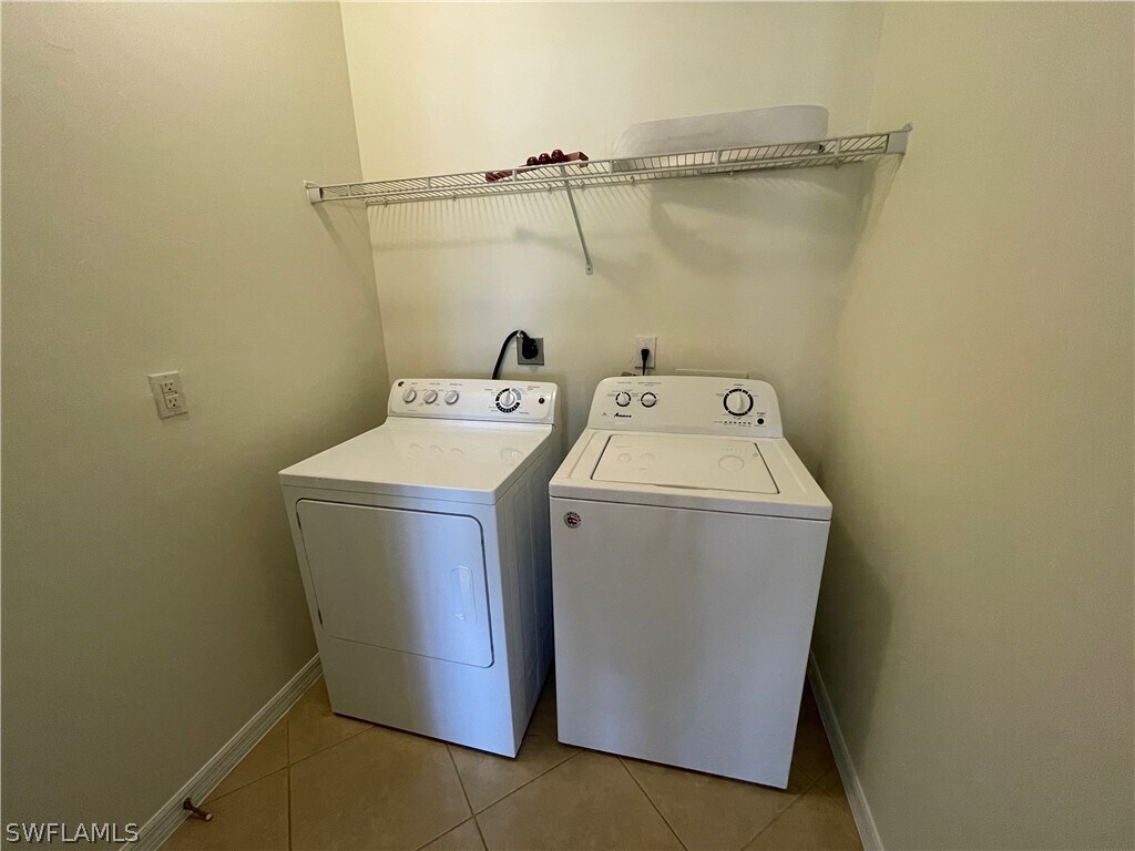 Photo - 8560 Evernia Ct Unidad 204