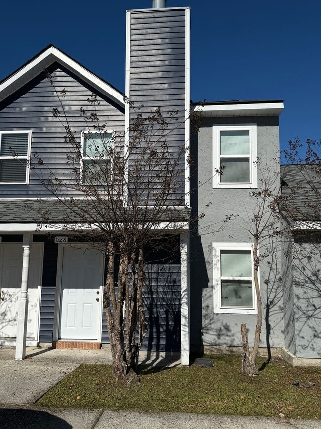 Photo - Low maintenance condo living may be right for you!