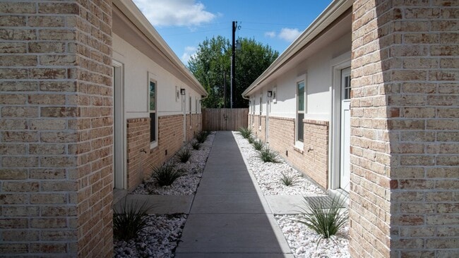 Photo - 312 E Magnolia Ave Unit 2 B