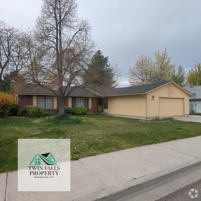 Building Photo - 955 Wood River Dr Rental