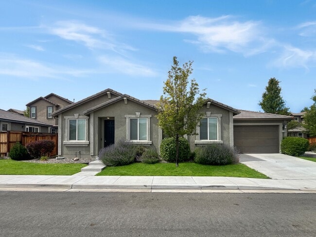 Building Photo - Super Desirable Wingfield Springs Single-Story 3 Bd 2-Car Garage