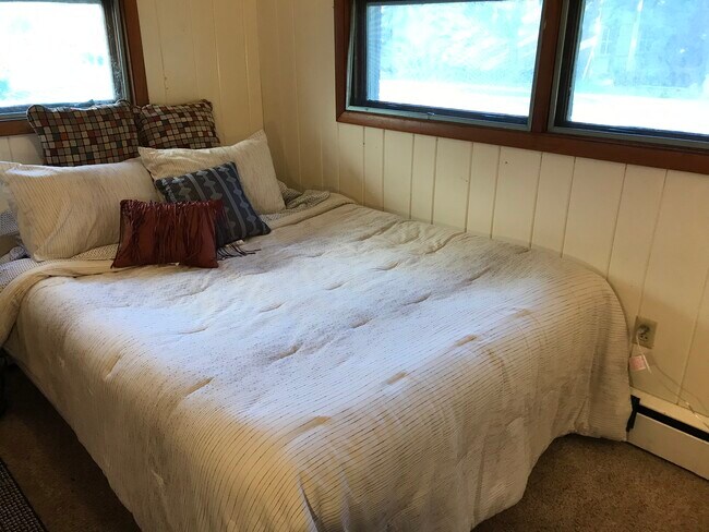 Photo - 2111 University Ave