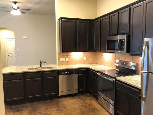 Photo - 411 Jack Rabbit Ln