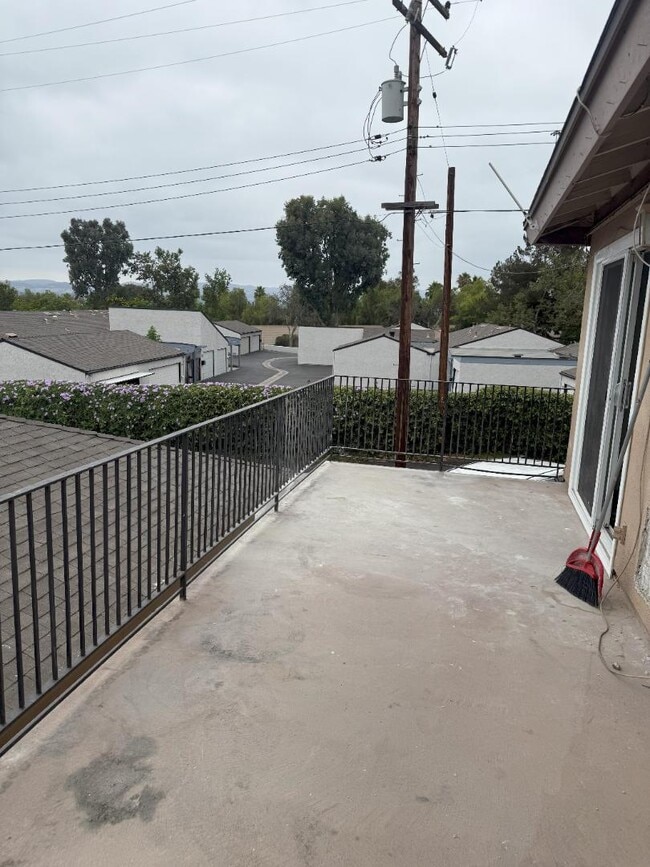 Photo - 122 N Merrimac Dr