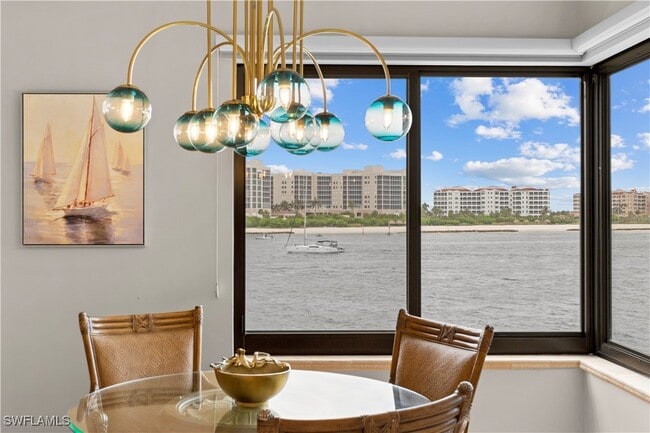 Building Photo - 524 La Peninsula Blvd Unit 524