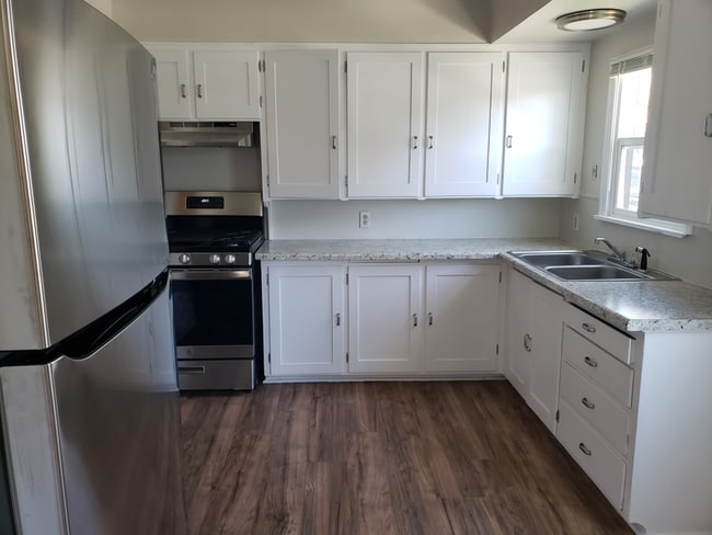 Photo - 836 Mitchell St