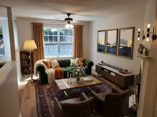 Photo - 9906 Birch Knoll Ct