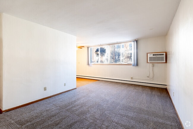 2BR 1BA - 900 SF - Living Room
