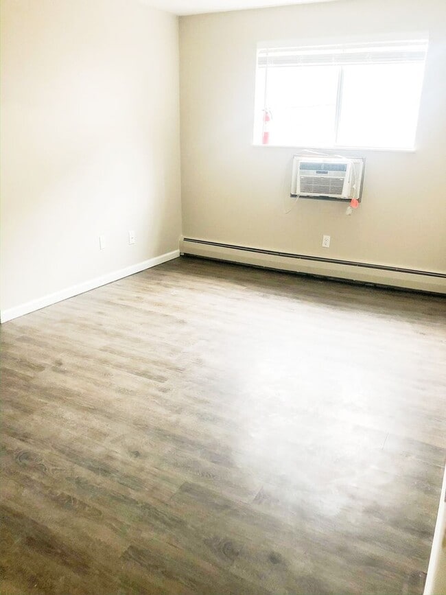 The Pearl Apartments