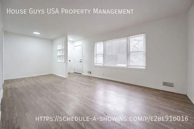 Photo - 11409 E 31st St S