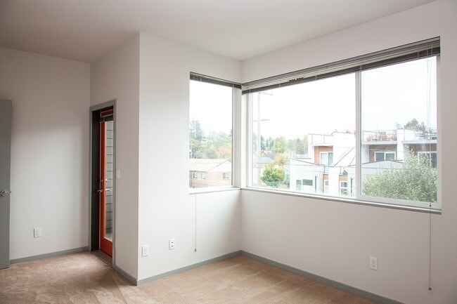 Photo - West Seattle Townhouse