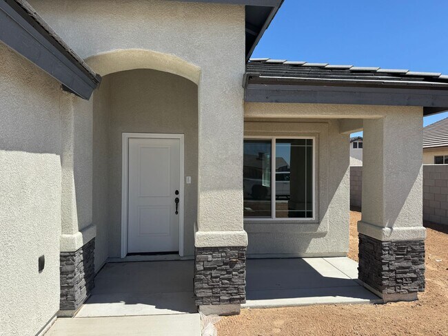 Photo - Newer San Luis Three Bedroom Home